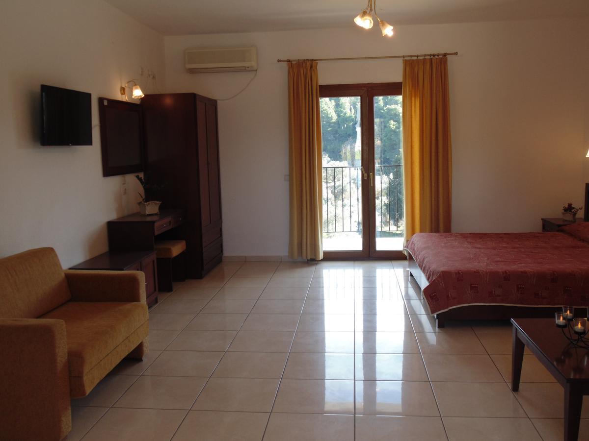 Skiathos Diamond Apart otel Kolios Dış mekan fotoğraf